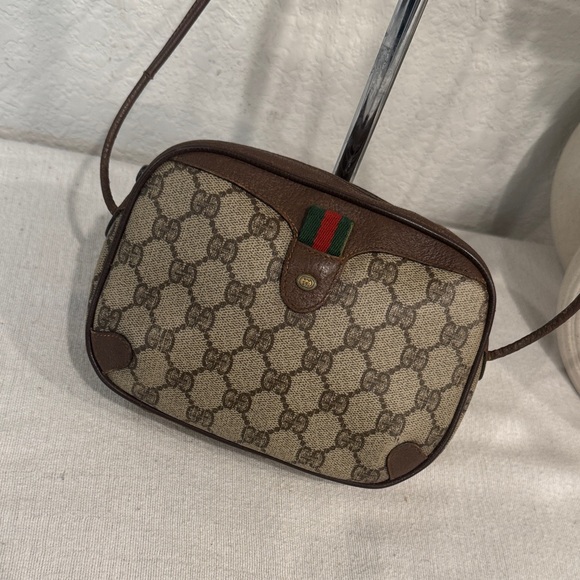 Authentic Gucci Shoulder Purse Sherry Bag - Picture 4 of 11